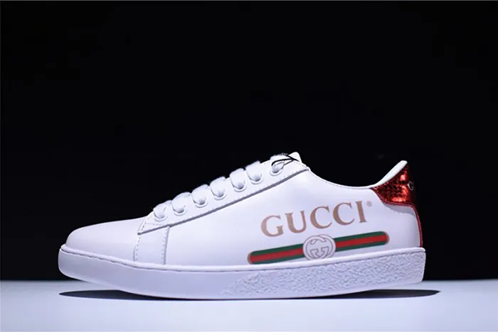 GUCCI ACE EMBROIDERED LOW-TOP SNEAKER WITH LOGO