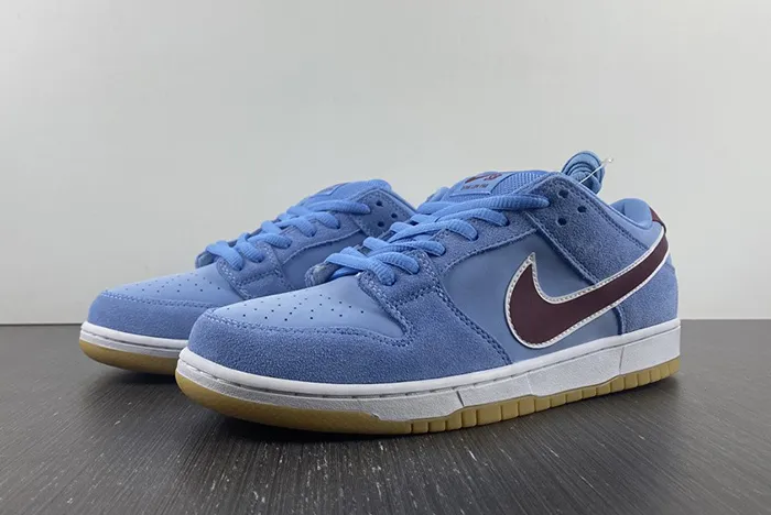 Nike SB Dunk Low Phillies DQ4040-400