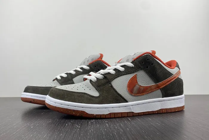 Crushed Skate X Nike SB Dunk Low dh7782-001