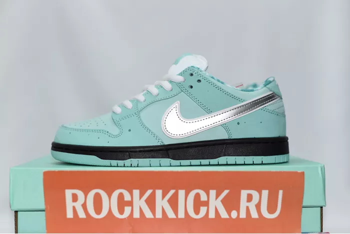 Concepts x TIFFANY CO. x Nike SB Dunk Low BV1310-402